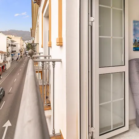 1 Bedroom In Apartment *